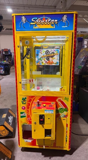 Sunstar Claw Crane Arcade Game
