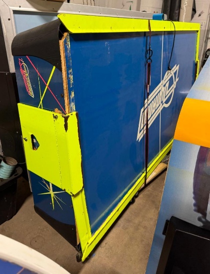 Dynamo Hot Flash air hockey table