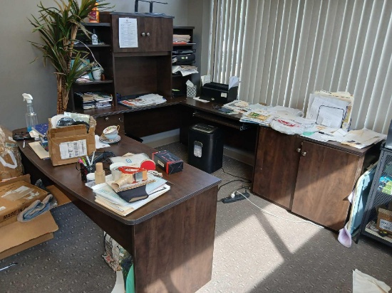 Bestar U-Shaped Executive Office Desk.