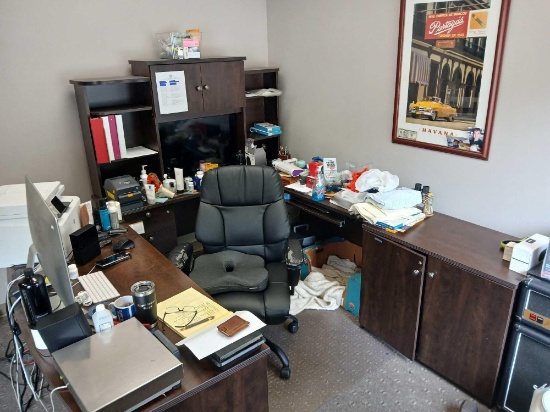 Bestar U-Shaped Executive Office Desk.