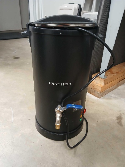 Fast Melt Soap Melter. Appears New