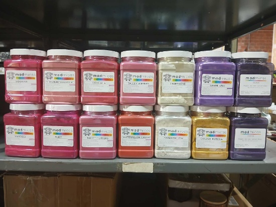 Lot of 14 Various 1lb MadMicas cp Soap Stable Powder