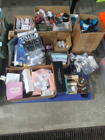 Pallet Lot of Various Bath & Beauty & Other Products