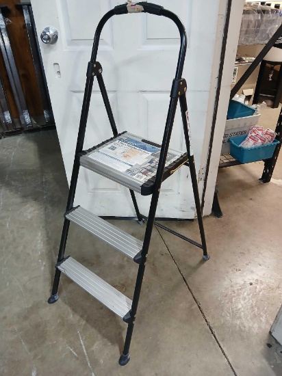 Cosco 3 Step Folding Step Ladder.