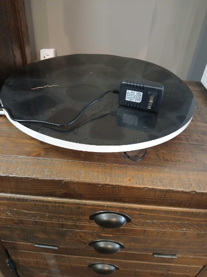 16.5" Round Powered Turntable Display