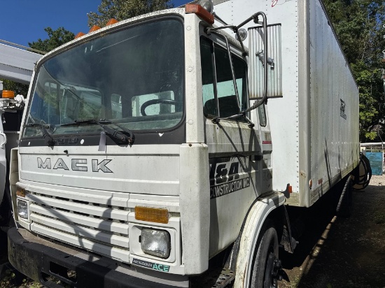 1995 Mack MS200P Diesel 24 Ft. Box Truck