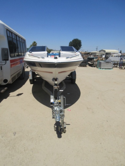 1986 Bayliner 18ft Boat & Trailer