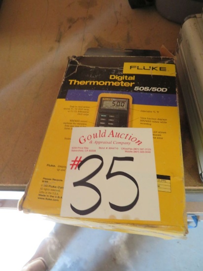 3 Digital Thermometers