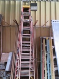 1 Lot Ladders