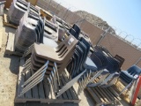 Pallet- plastic chairs