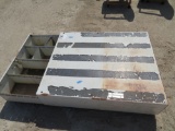 Pull out toolbox for truck