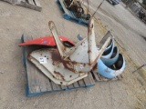 (2) pallets- old car fenders