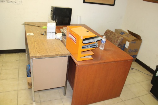 Desk, Chair, Computer, 6' Bookcase