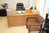 Desk, 2 Chair & Side Pc