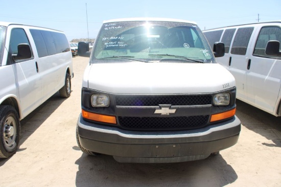 2006 Chevy 3500 10 Passenger Van
