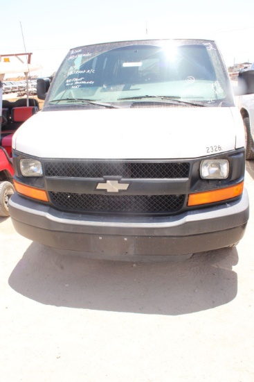 2007 Chevy 3500 10 Passenger Van