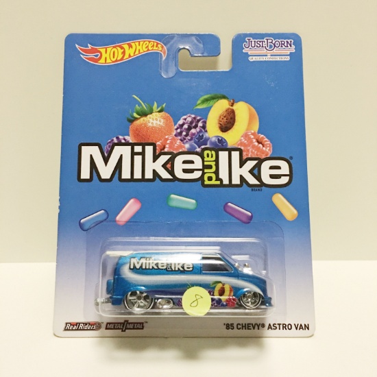 Hot Wheels Pop Culture Just Born Mike and Ike '85 Chevy Astro Van Real Riders Metal/Metal