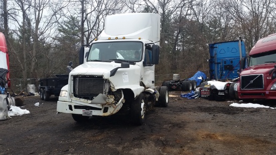 2016 Volvo VNL