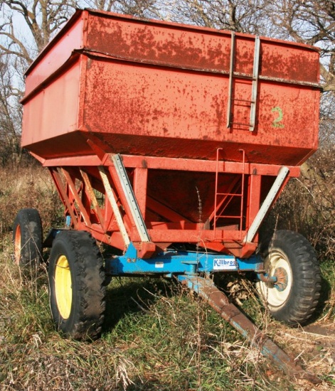 300 Bu. Gravity Wagon