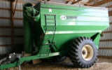 J&M #810 Grain Cart