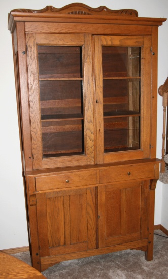 Oak Kitchen Cabinet