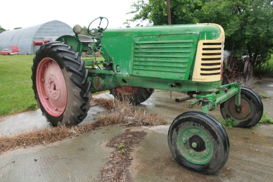 Oliver 88 Row Crop Tractor