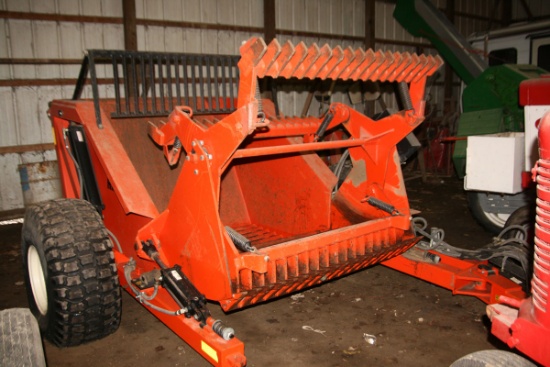 Rite Way RR900 Rock Picker w/ 5Ft. bed, like new