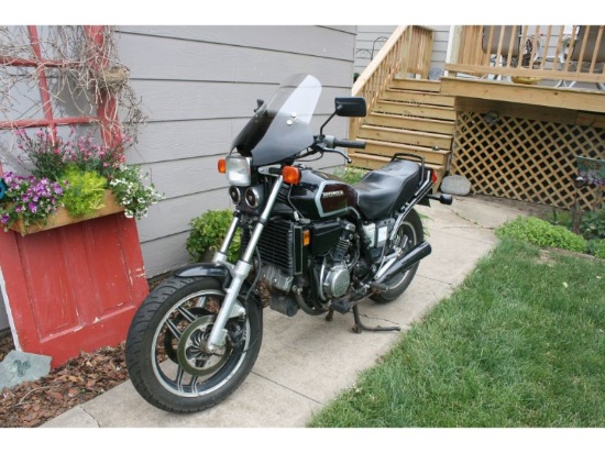1984 Honda Sabre 700cc Motorcycle