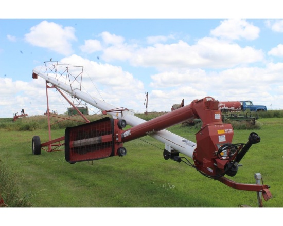 Feterl 10”x66’ Auger w/Hyd. Lift, Side Hopper & End PTO (White);
