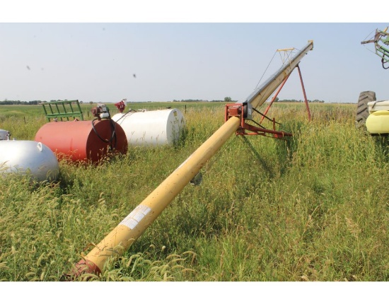 Westfield 8” x 51’ grain auger with side PTO
