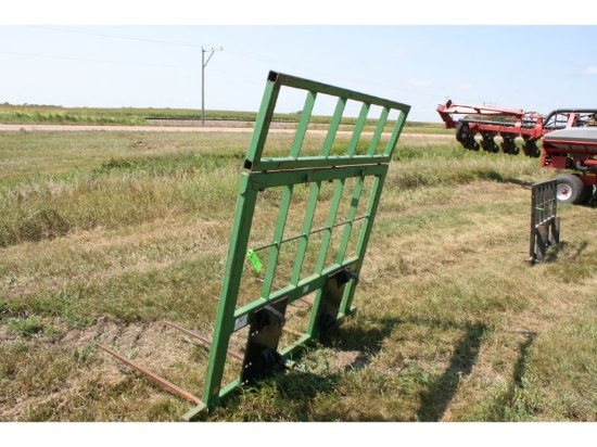 MD5 front mount double bale carrier