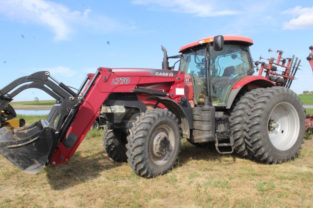2010 Case-IHC 180 Puma MFD diesel tractor - 694 Hours | Farm Equipment &  Machinery Tractors | Online Auctions | Proxibid