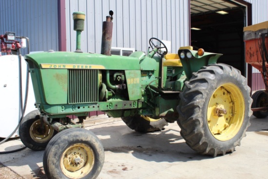 1968 J.D. 3020 Gas tractor