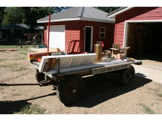5 ½’ x 10’ Flatbed on Ant. Gear