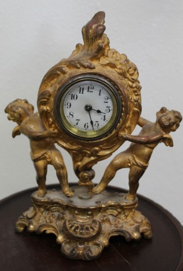 Lux Wind-Up Clock