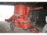 Case IH #1250 Grinder Mixer – SN: CCD0001889