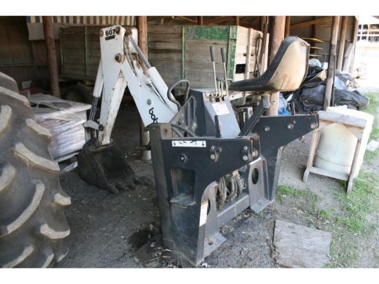 BOBCAT 607 Backhoe Attachment