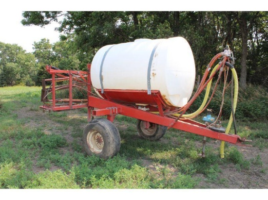 Campbell Supply Pulltype Sprayer w/525 Gal. Poly Tank & 40 Ft. Booms