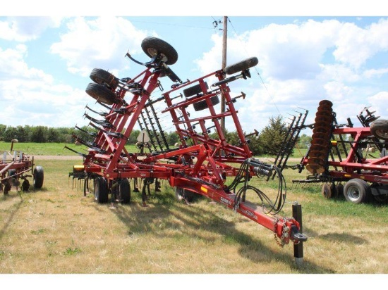 Case-IH Tiger Mate 255, 28.6 Ft. Field Cult. w/HD 4 Bar Harrow, VG, SN YJD086763 (2018)