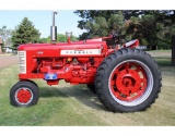 IH Farmall 450 Tractor
