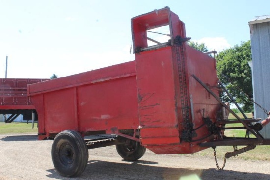 Small Roorda Feed Wagon