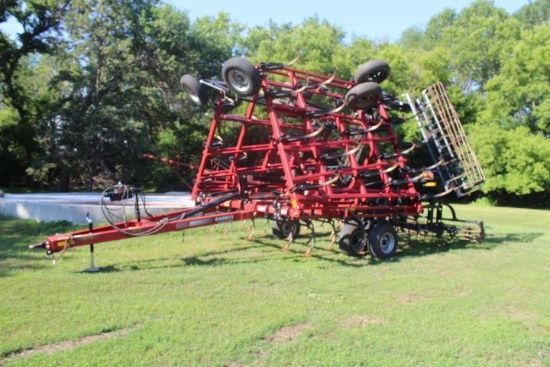 Case-IH Tiger Mate 260 ACS 30 Ft.6 In. Field Cult.