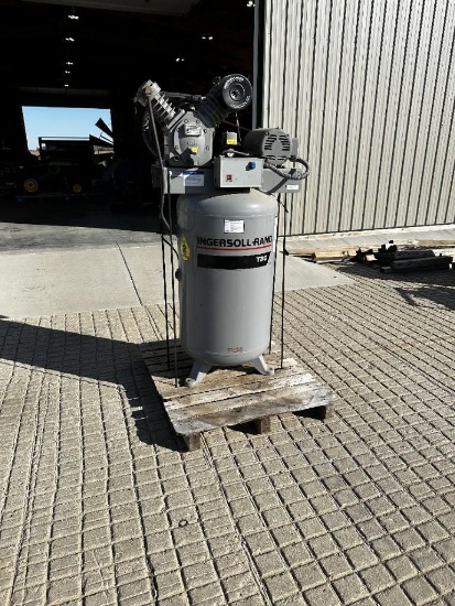 Ingersoll Rand 30T Air Compressor, 3ph 7.5 hp motor