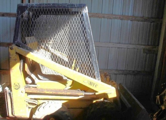 Rounder L 700 Skid Loader w/ 20 HP Onan Eng., Complete But Not Running