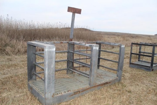 Dbl. Work Platform/Man Basket w/ Sides & Divider