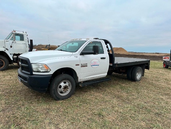 2015 Dodge Ram 3500 HD 1 Ton 4x4 - 2 Door Truck