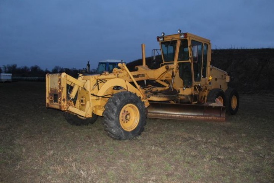 Champion 720A Series III Road Grader