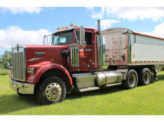 1998 Kenworth W900 Day Cab Semi