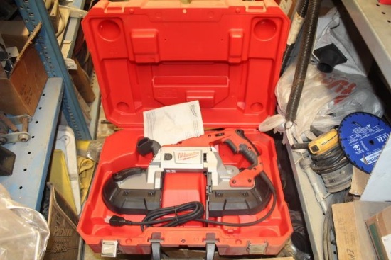 Milwaukee Deep Cut Band Saw