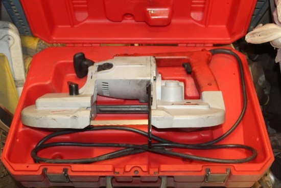 Milwaukee Deep Cut Band Saw